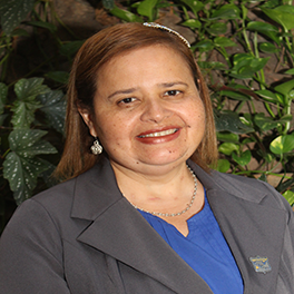 Lic. Silvia González